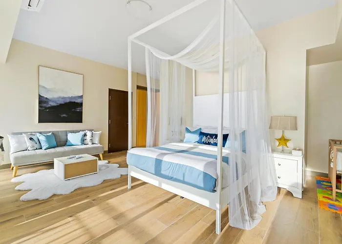 Ocean View With Infinity Pool, Gym & Free Breakfast, Near Okada, Solaire & Moa Apartamento